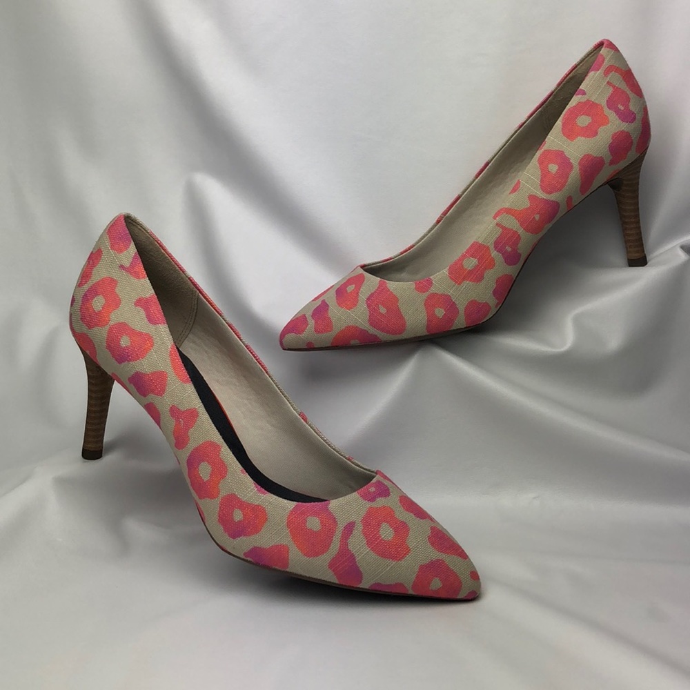Rockport Women's Total Motion Pointy Pump Pink